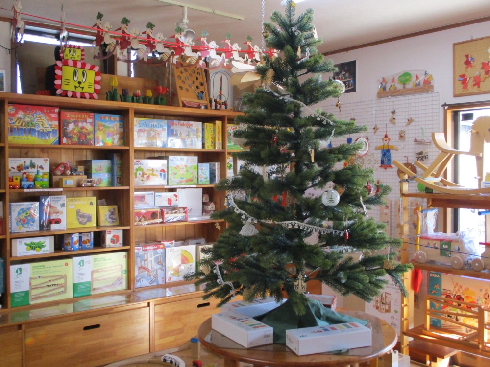 「クリスマスツリー 販売しています!」関連画像