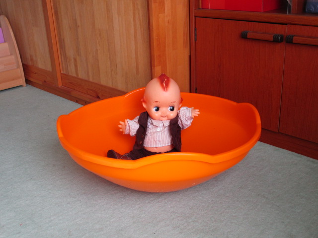 「4月の「遊びの教室」予告「歩育遊び」」関連画像