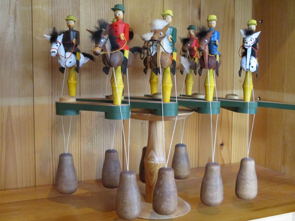 「至 急 情報提供をお願い致します 」関連画像