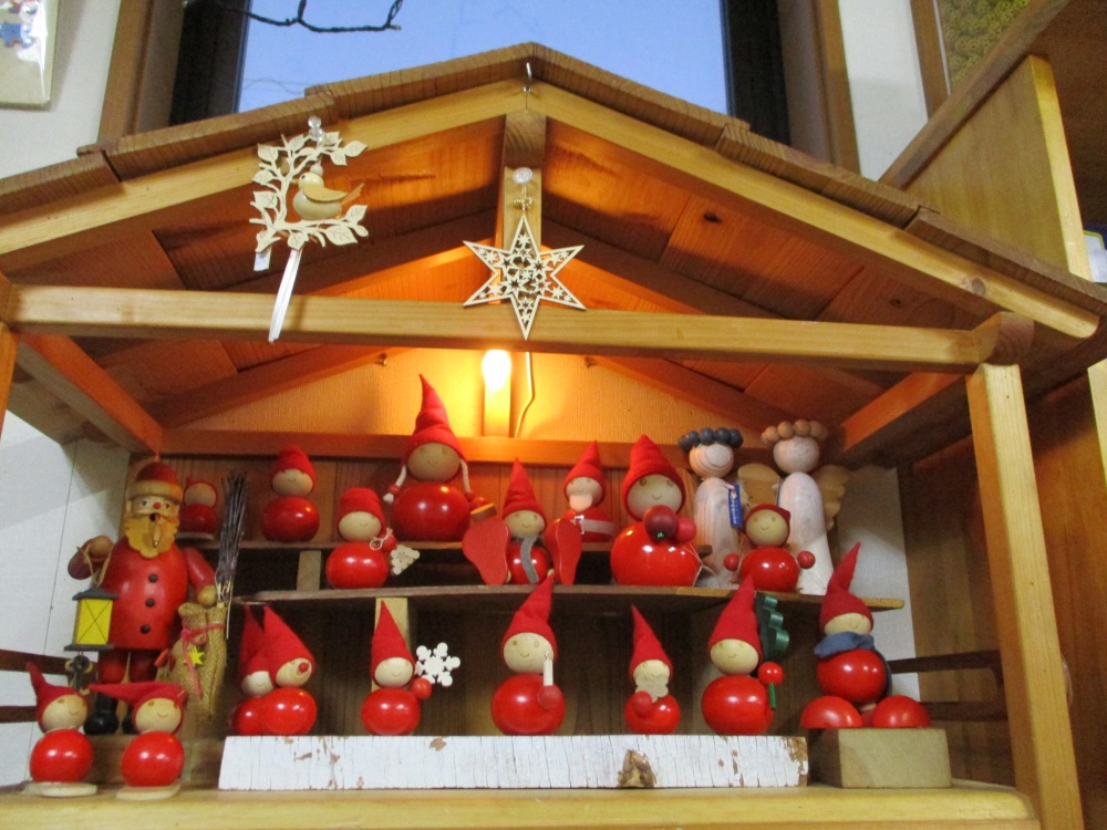 「25”　クリスマス出窓ライトアップ　など」関連画像